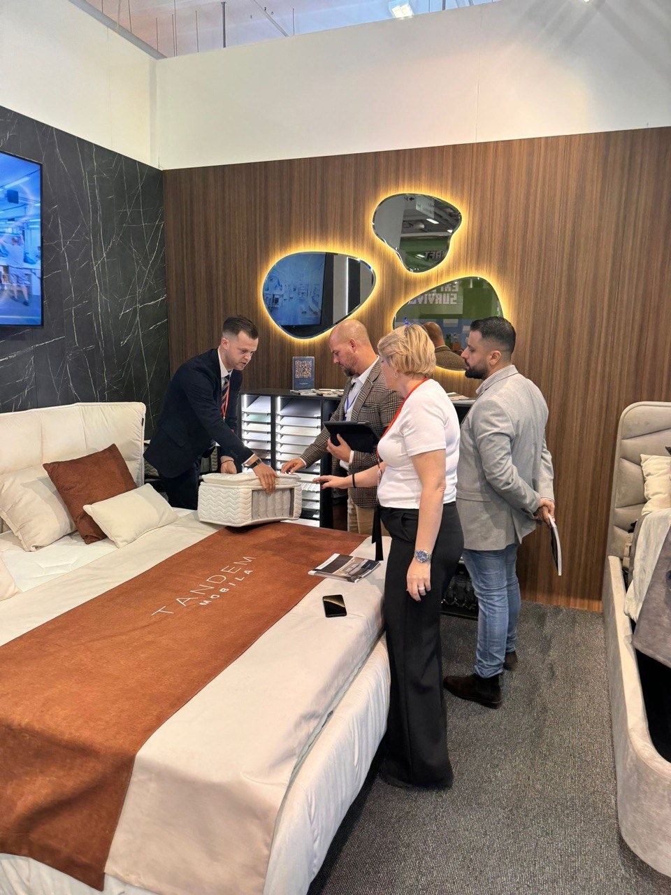 MesseZentrum / MOW — 1