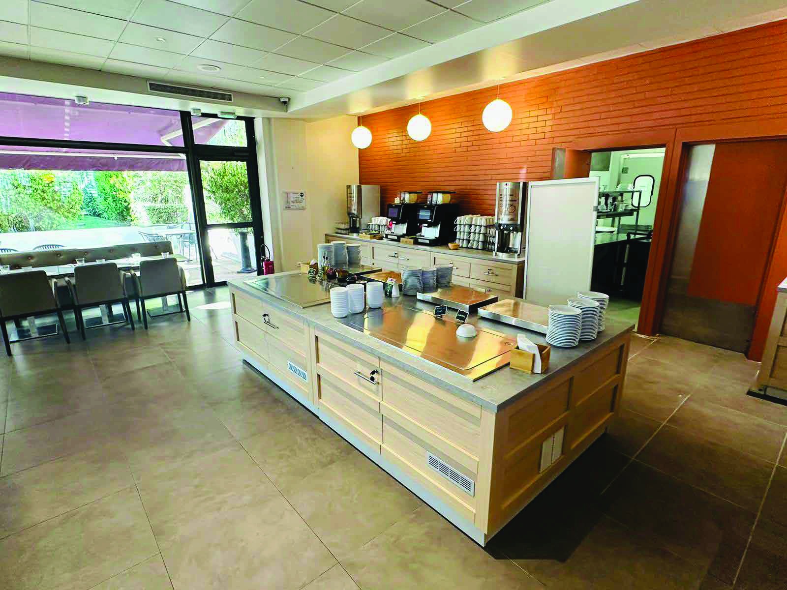 B&B HOTEL Paris — 10