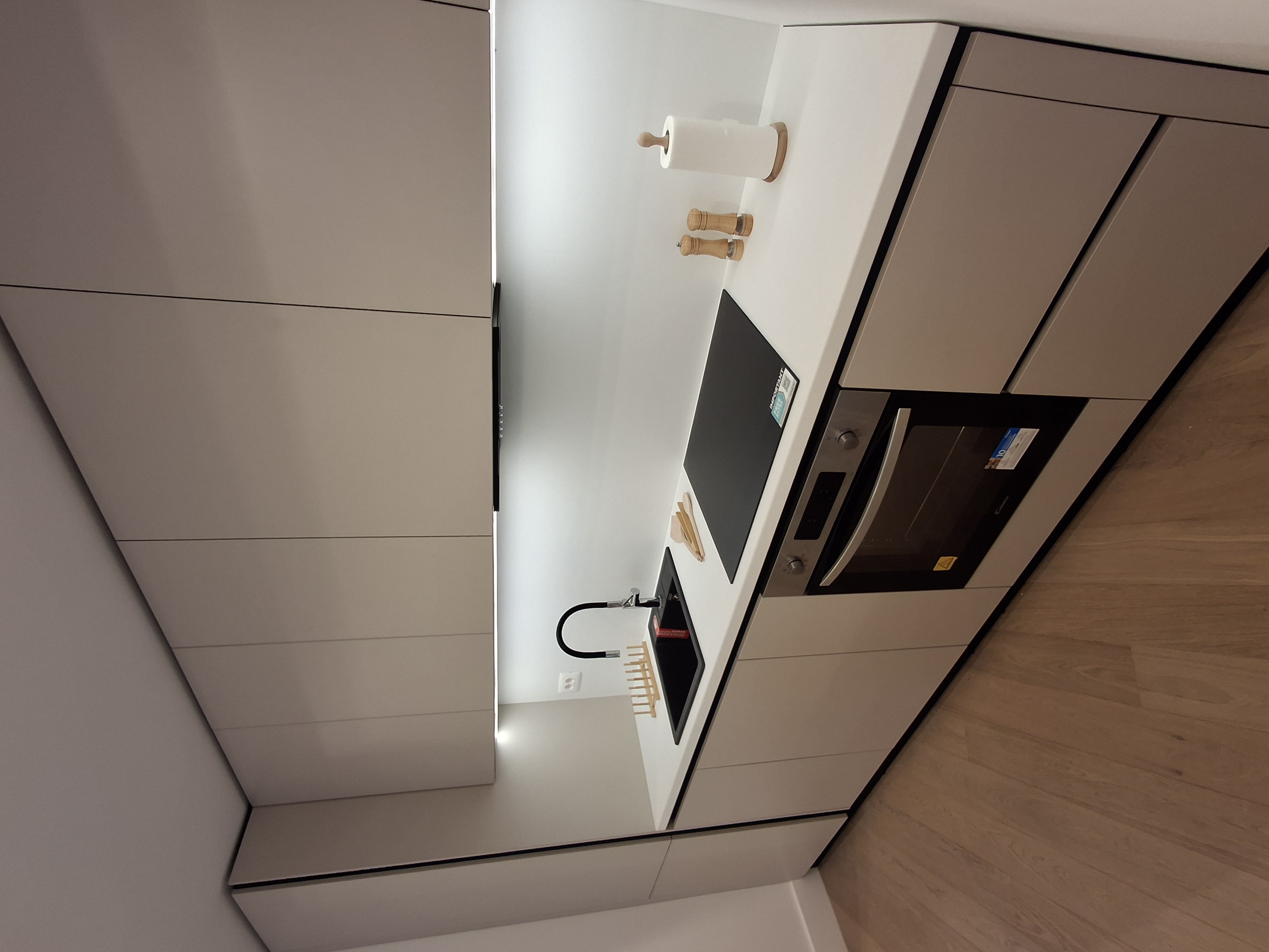 Cortina 126 (186) — 3