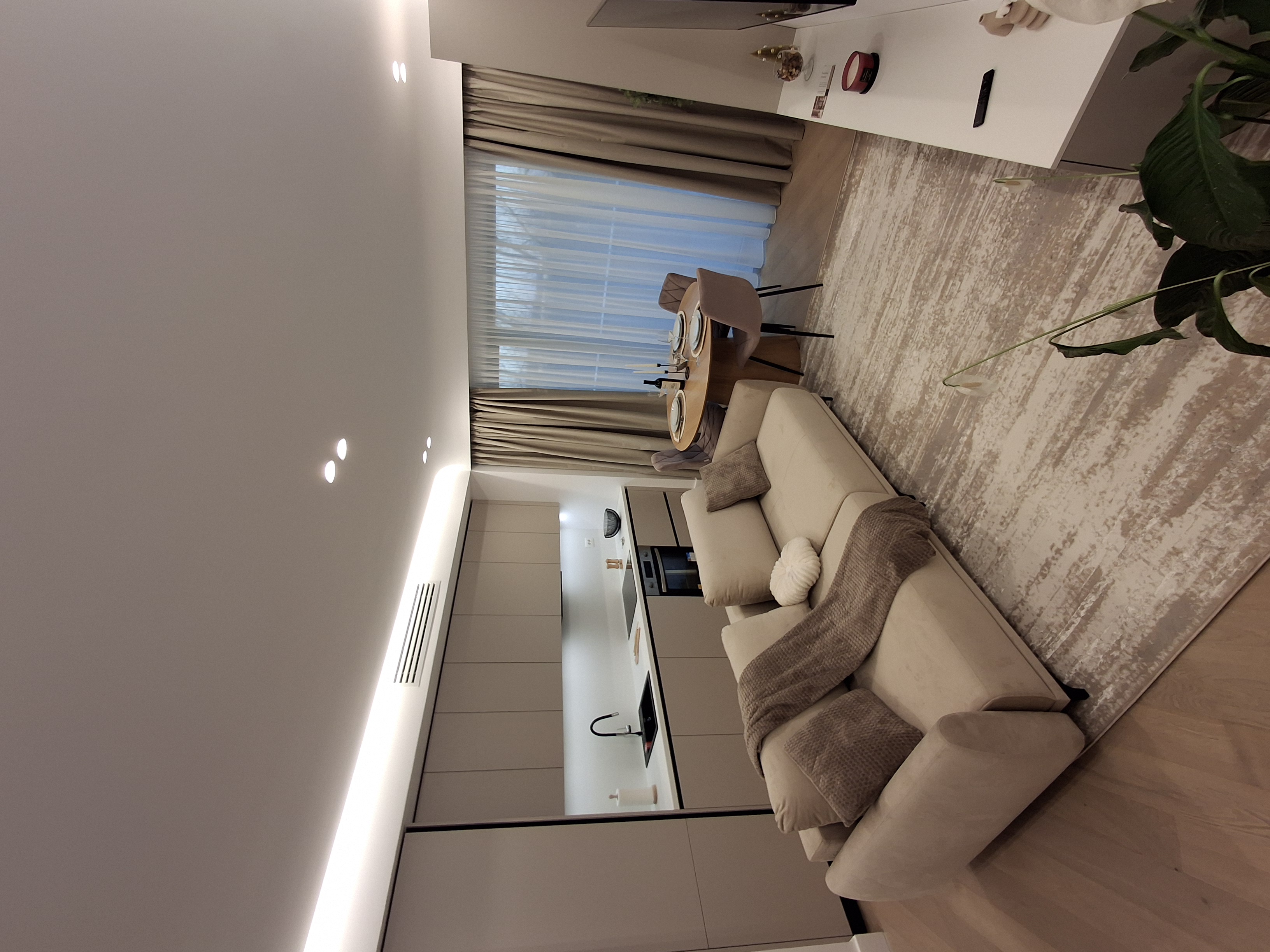 Cortina 126 (137) — 3