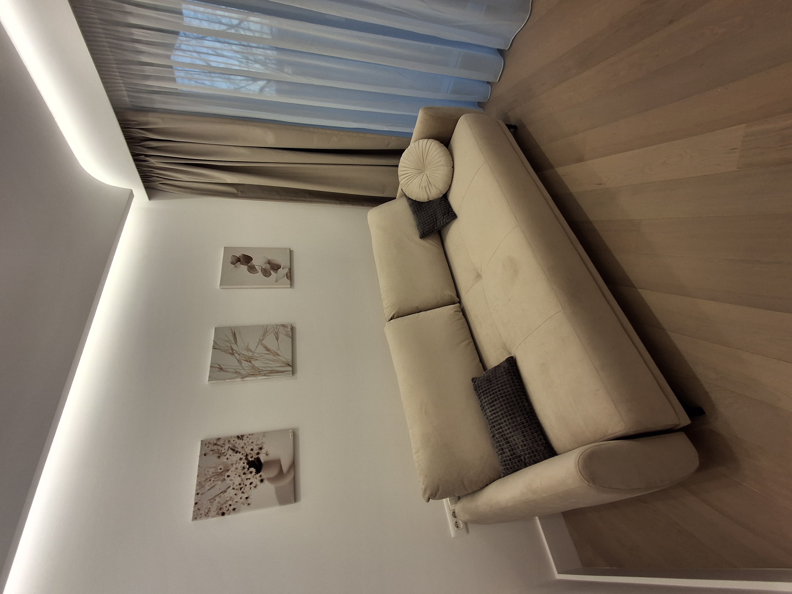 Cortina 126 (137) — 2